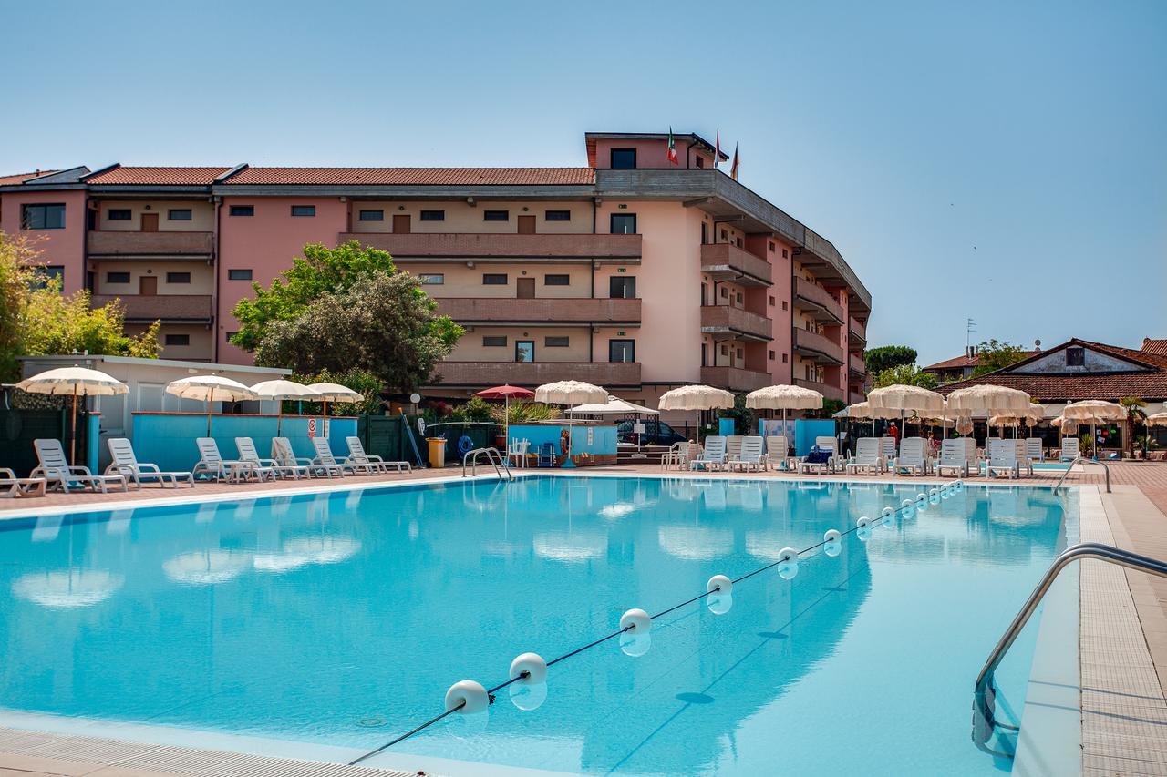 Aparthotel Costa Paradiso Лідо-Адріано Екстер'єр фото